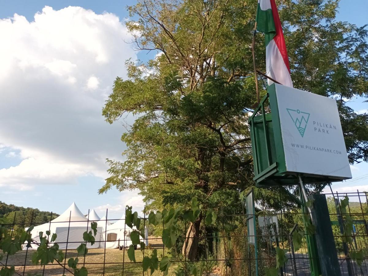 Pilikan Apartments - Park, Agroturism, Vineyard & Farm Cserszegtomaj Exterior foto